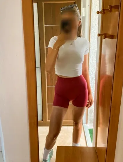 Bente, 27