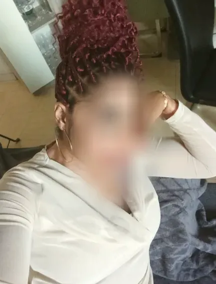 Celina, 36