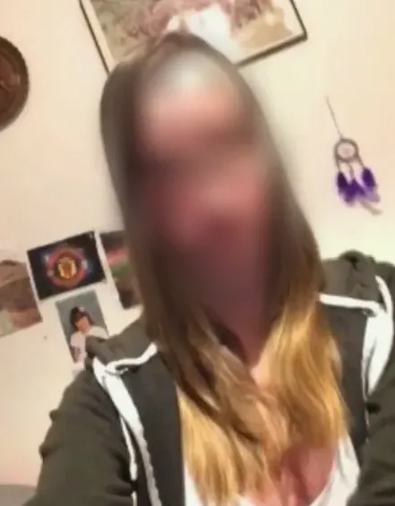 Emilia, 25
