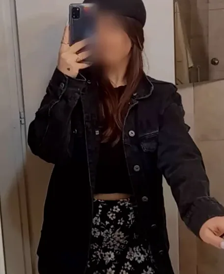 Laura, 29