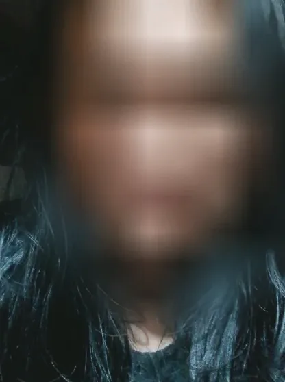 Marie, 32