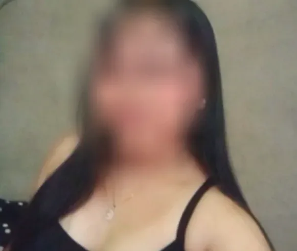 Nora, 19