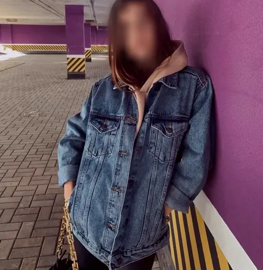 Sara, 31