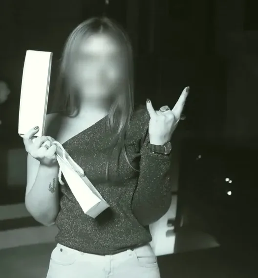 Signe, 36