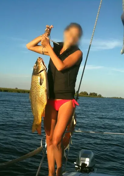 Sofia, 39