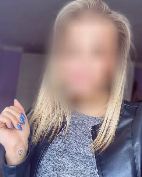 Thea, 21